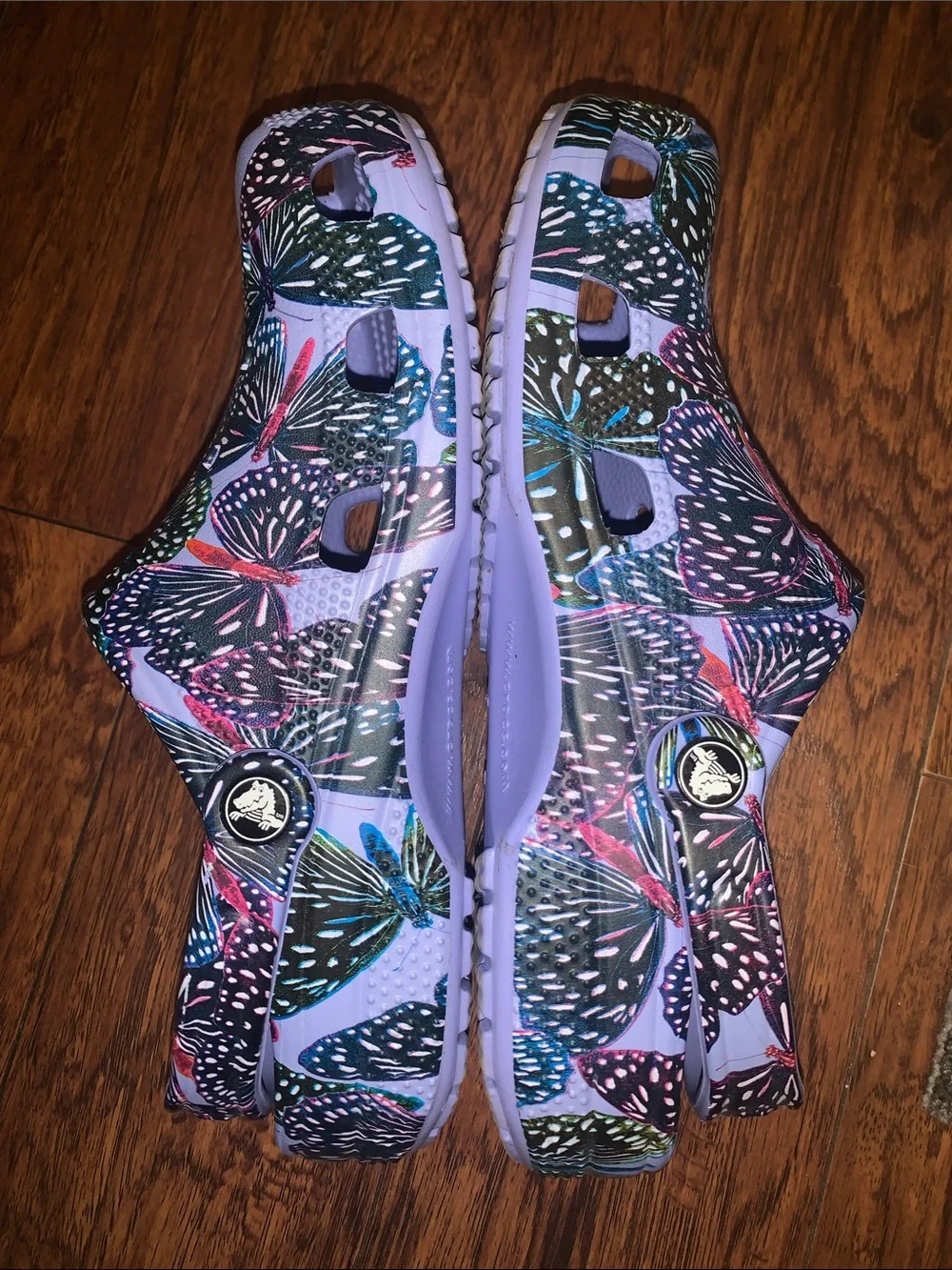Butterfly 🦋 Crocs - Picture 4 of 8